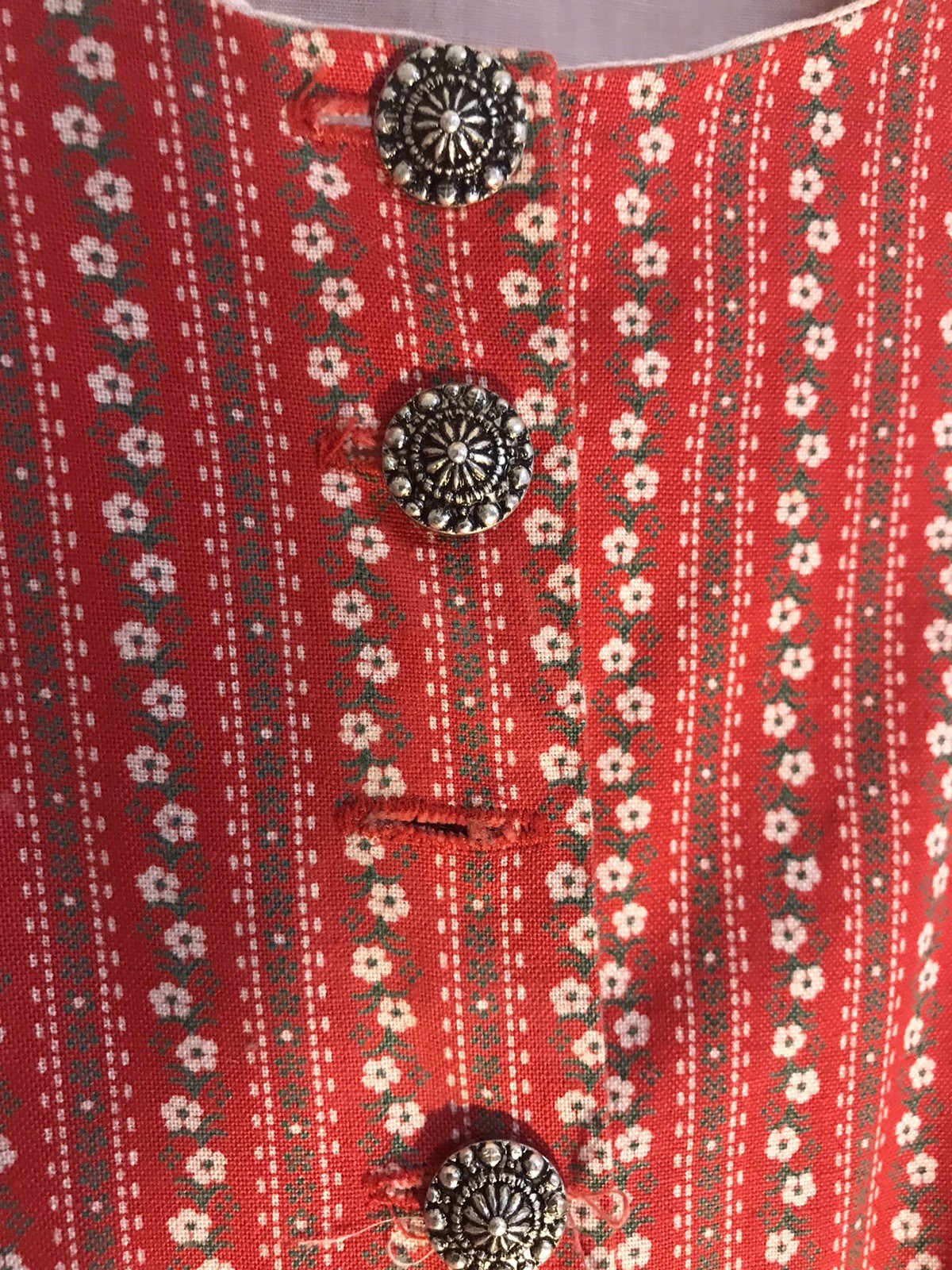 Authentic German Dress Dirndl-Bavaria Size 40 Small -Red and White