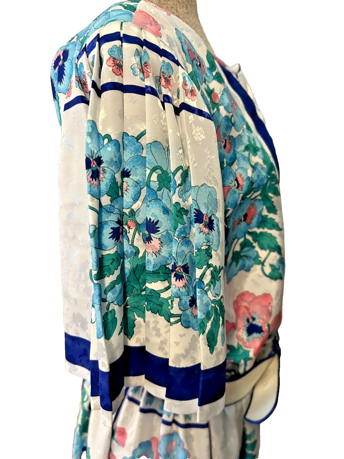 Silky Garden Pansy Print Calif Designs Dorothy Samuel 1980s does 40s Dress M
