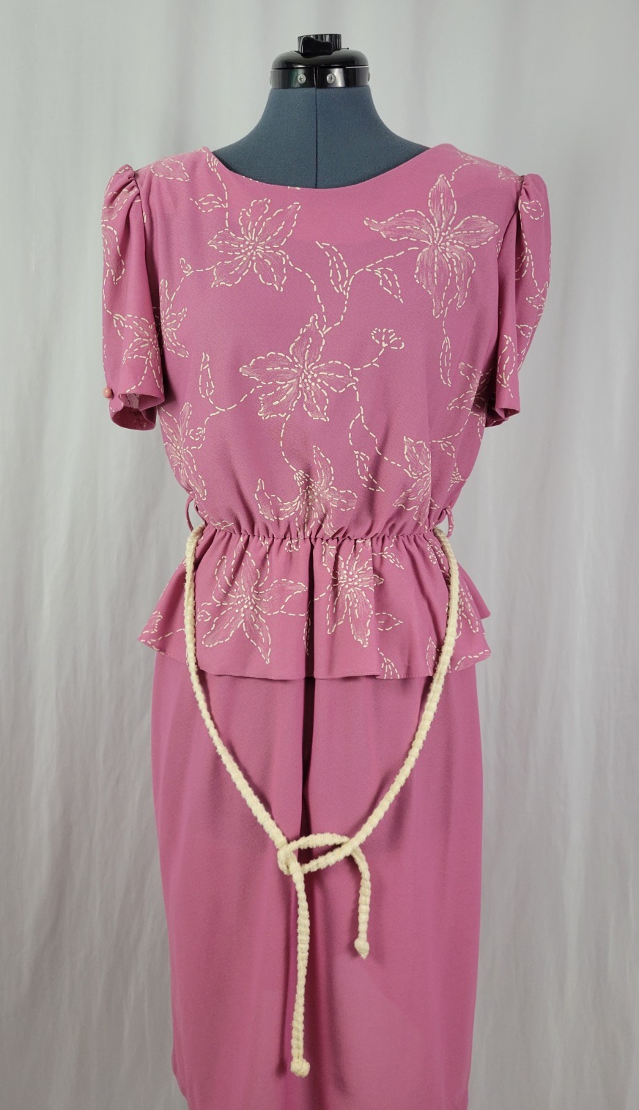 Vtg Earth Angel Mauvish-Pink Blouson Dress w Peplum & Cream Floral Print Size S?