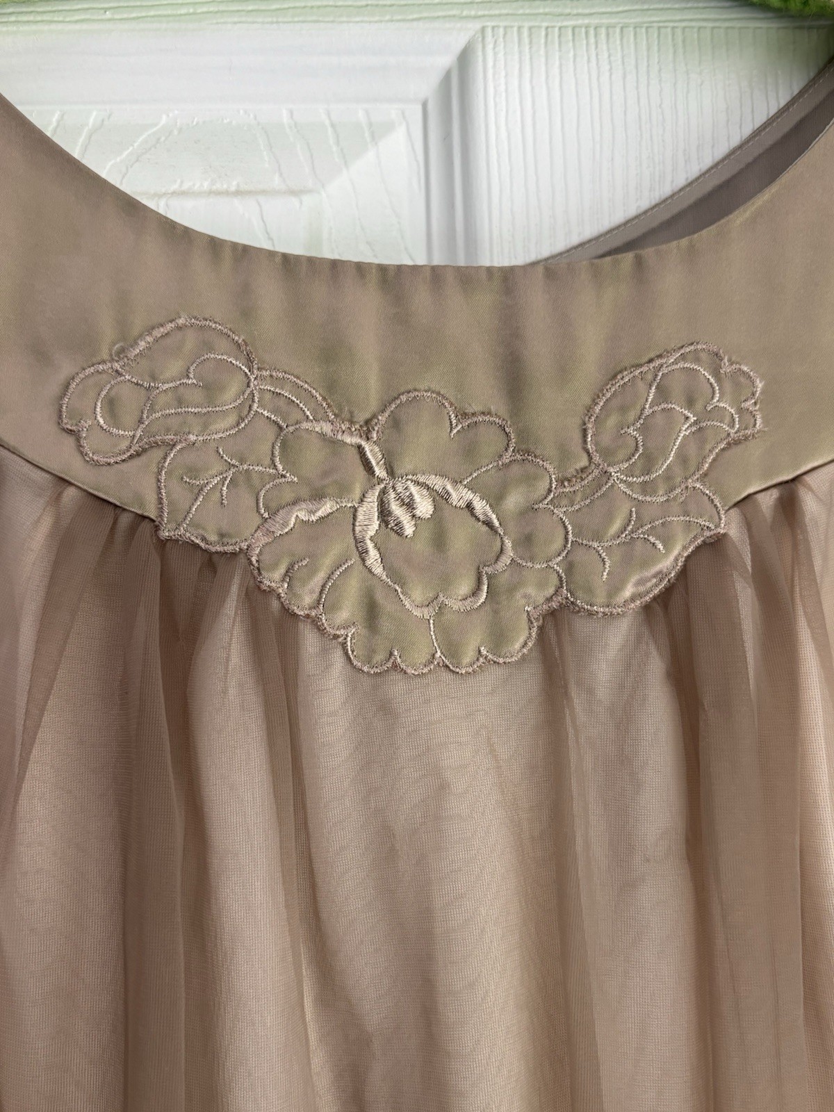 VTG Gossamer Artemis Nylon Chiffon Lace Nightgown Beige Med Petite Short 34”