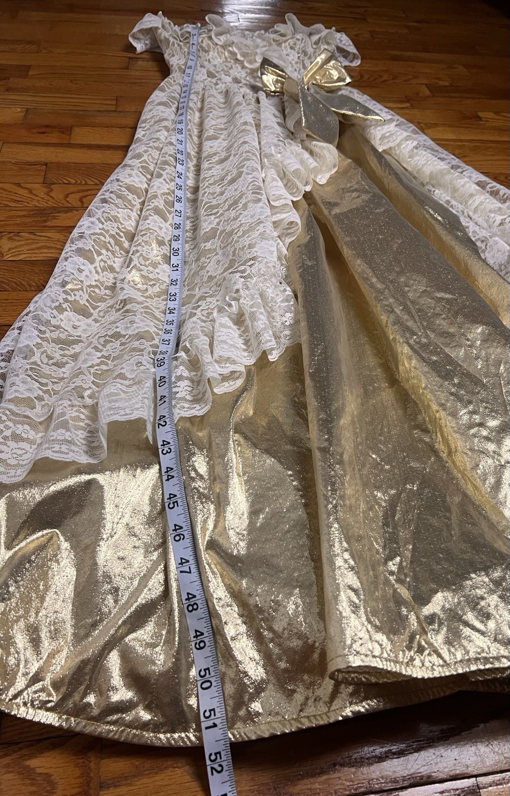 Loralie Gown White Lace Gold Bow Vintage Strapless Prom Dress Woman’s 7/8