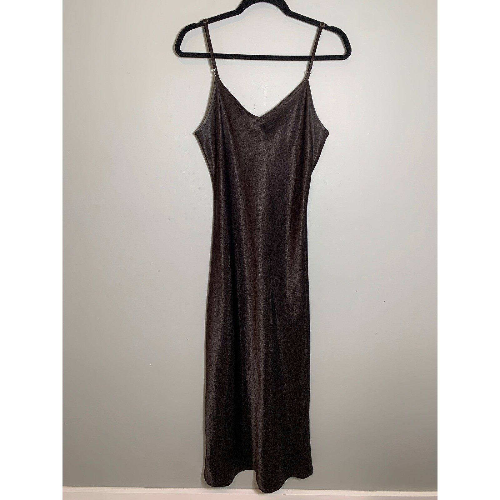 Vintage Express Y2K Slip Dress 9/10 Brown Satin Spaghetti Strap V-Neck Midi