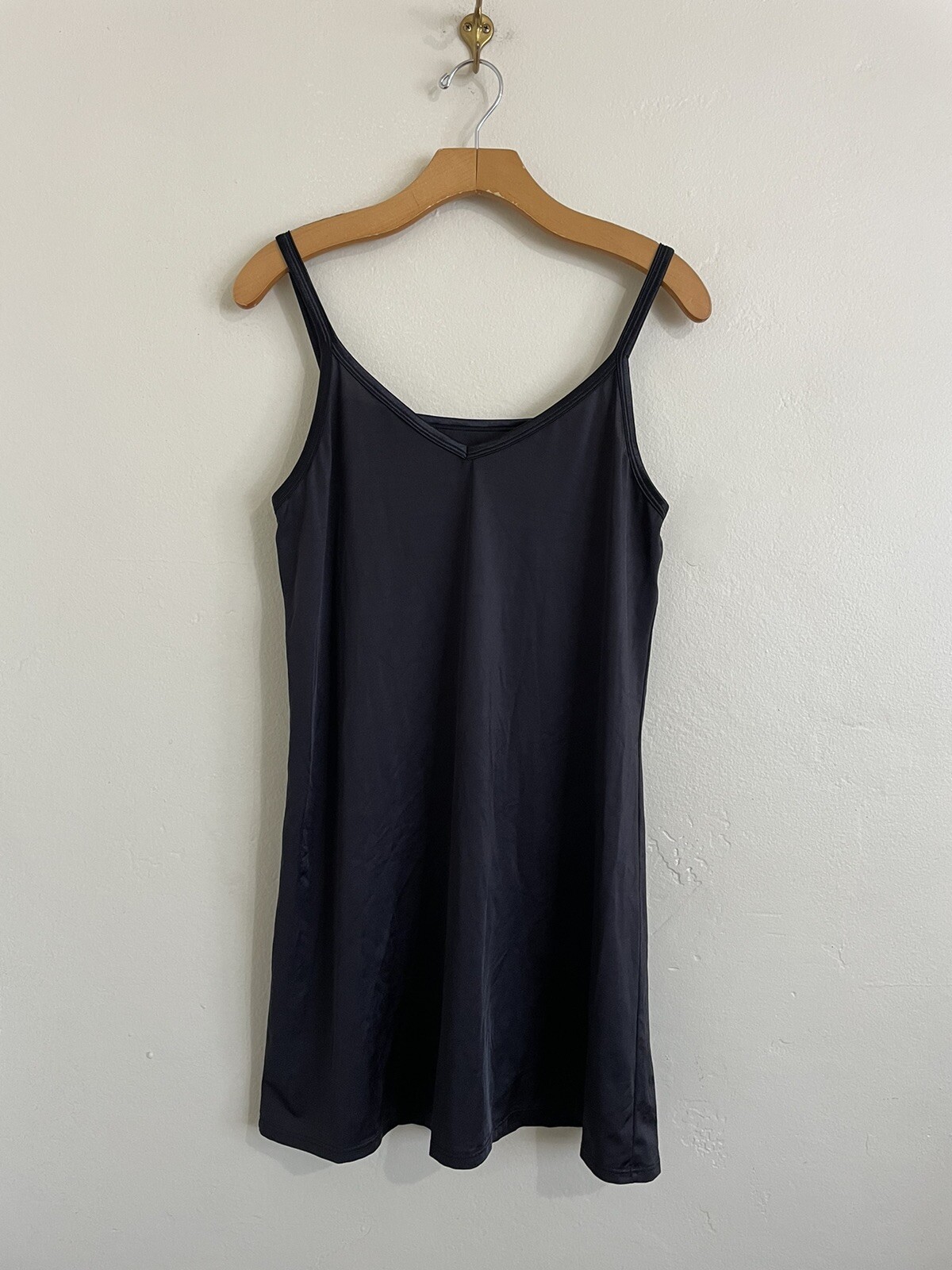 Vintage VANITY FAIR Black Full Slip Size 18″ 36/42 Style 10-158 Lingerie Nightie