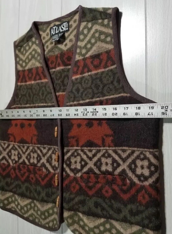 Vintage At Last Wool Vest Women Sz M Wood Buttons Aztec Southwest Style