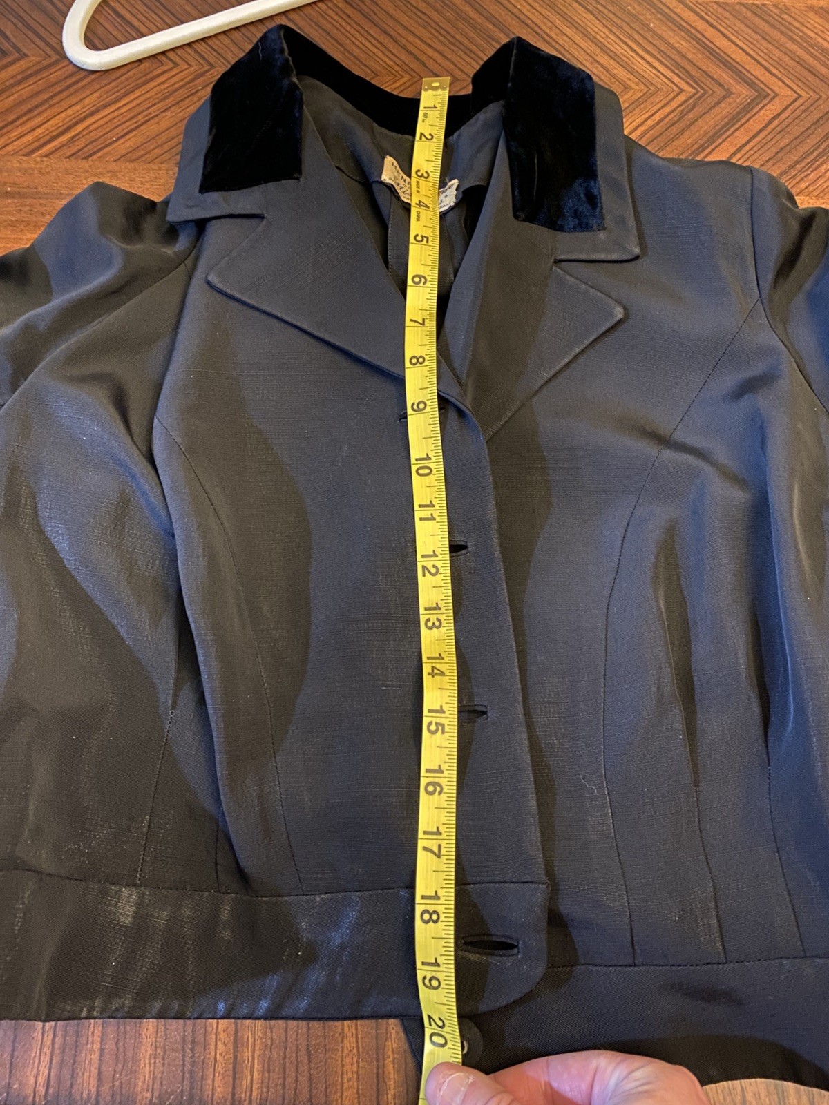 HENRY GANS VINTAGE BLACK Suit Coat 1930’ Or 1940’s. Velvet Like Collar
