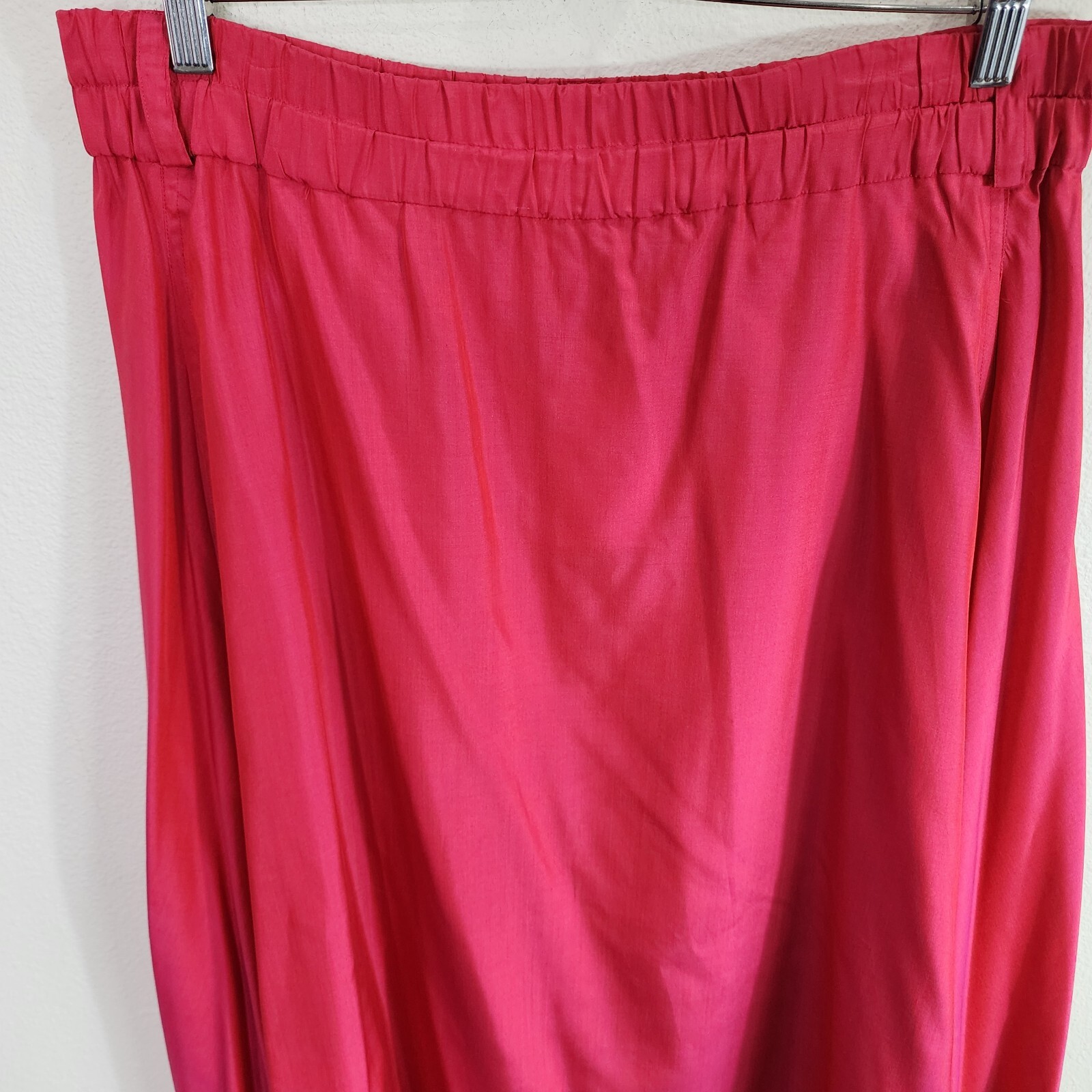 Vintage 80’s Perry Ellis Portfolio Women 100% Silk Red Maxi Skirt Size 8 NOS