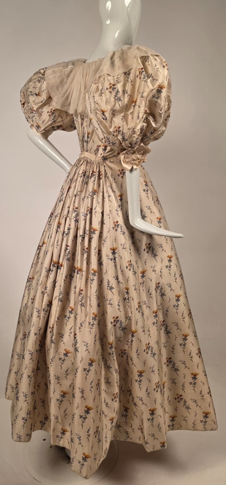 VICTORIAN FLORAL SILK BALL GOWN DRESS W BALLOON PUFF SLEEVES + SILK CHIFFON & ID