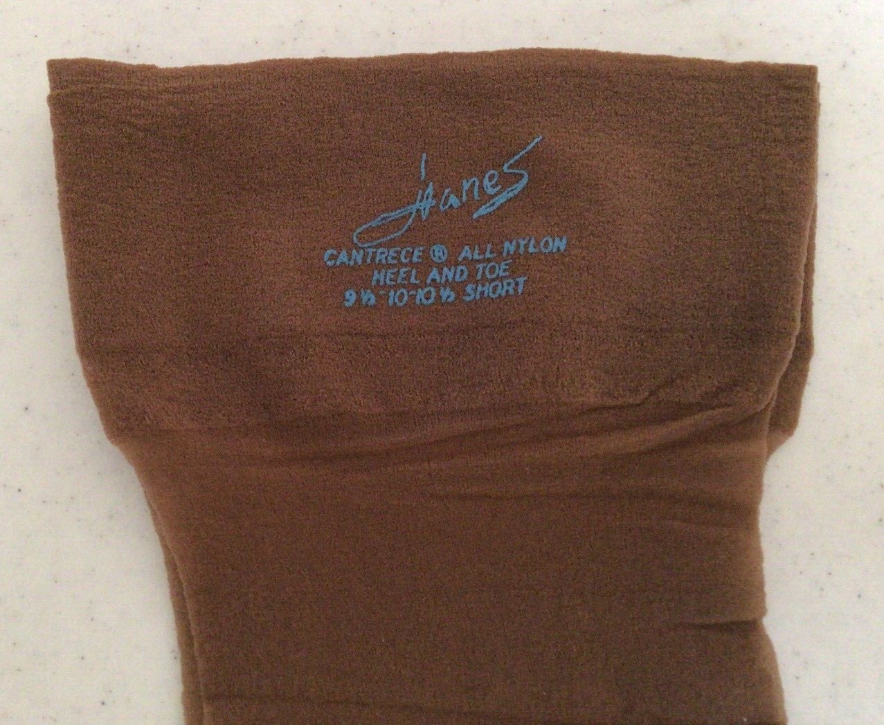 1 Pair Hanes Cantrece Heel Toe Nylon Stockings Pantyhose 9 1/2-10 1/2 Short