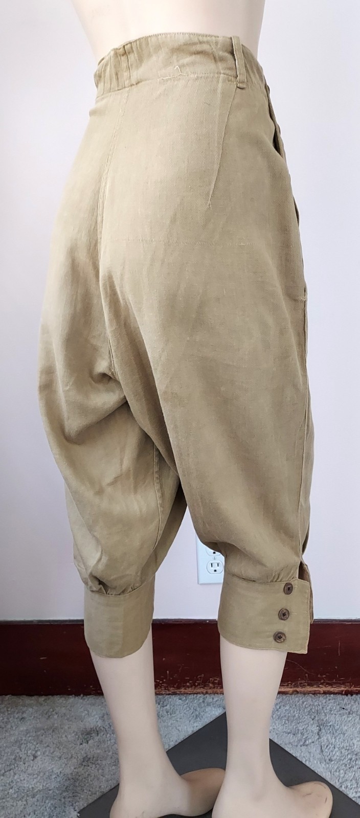 Vintage Ladies 20s-30s Knickers, Plus Fours, Highwaisted Sport Pants.