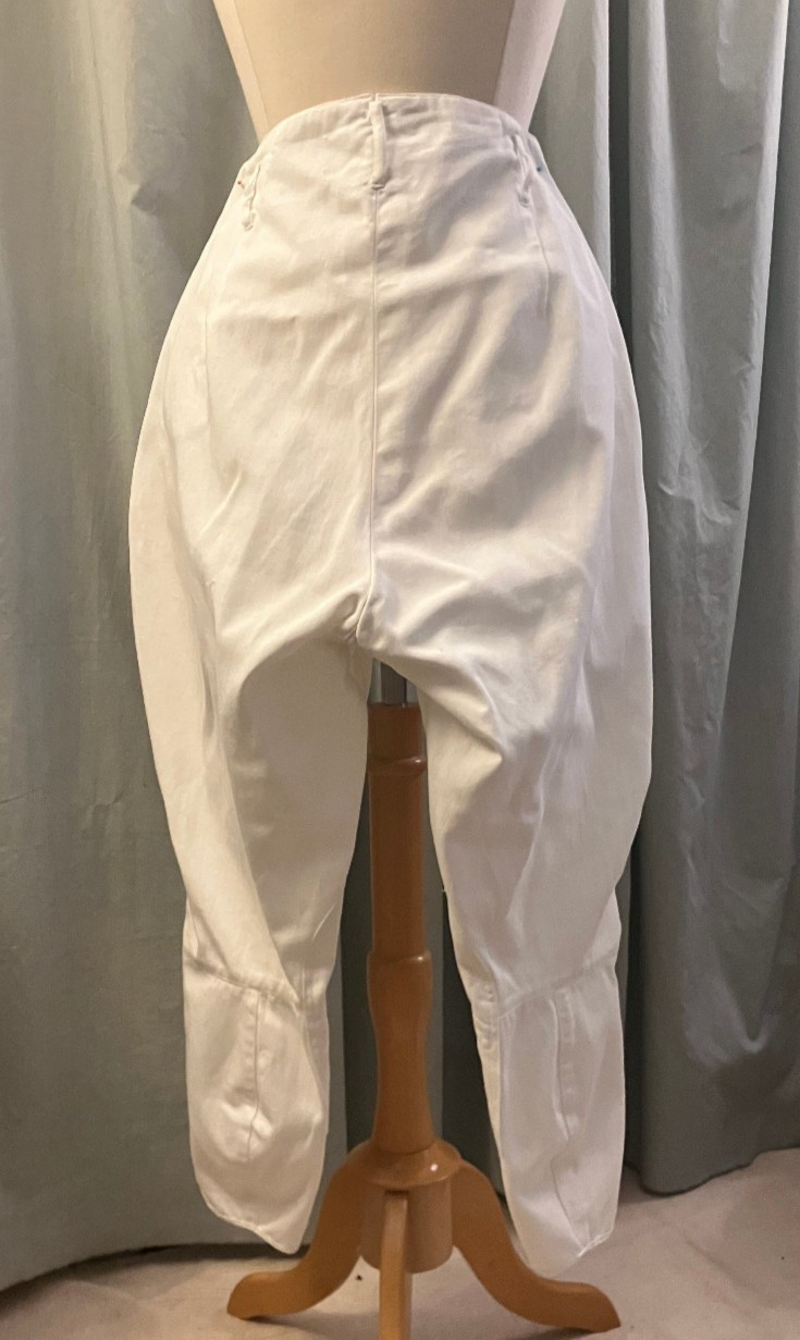 Antique white linen Riding Suit habit Jodhpurs M/L from Main Line estate 1920s