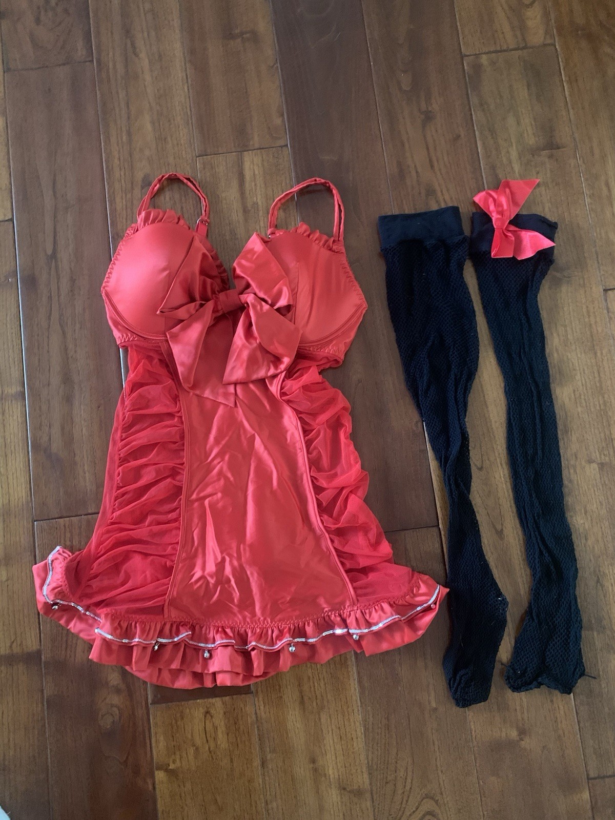 Vtg Victoria’s Secret Sexy RED Jingle Bell Holiday Lingere Size 36C & Stockings