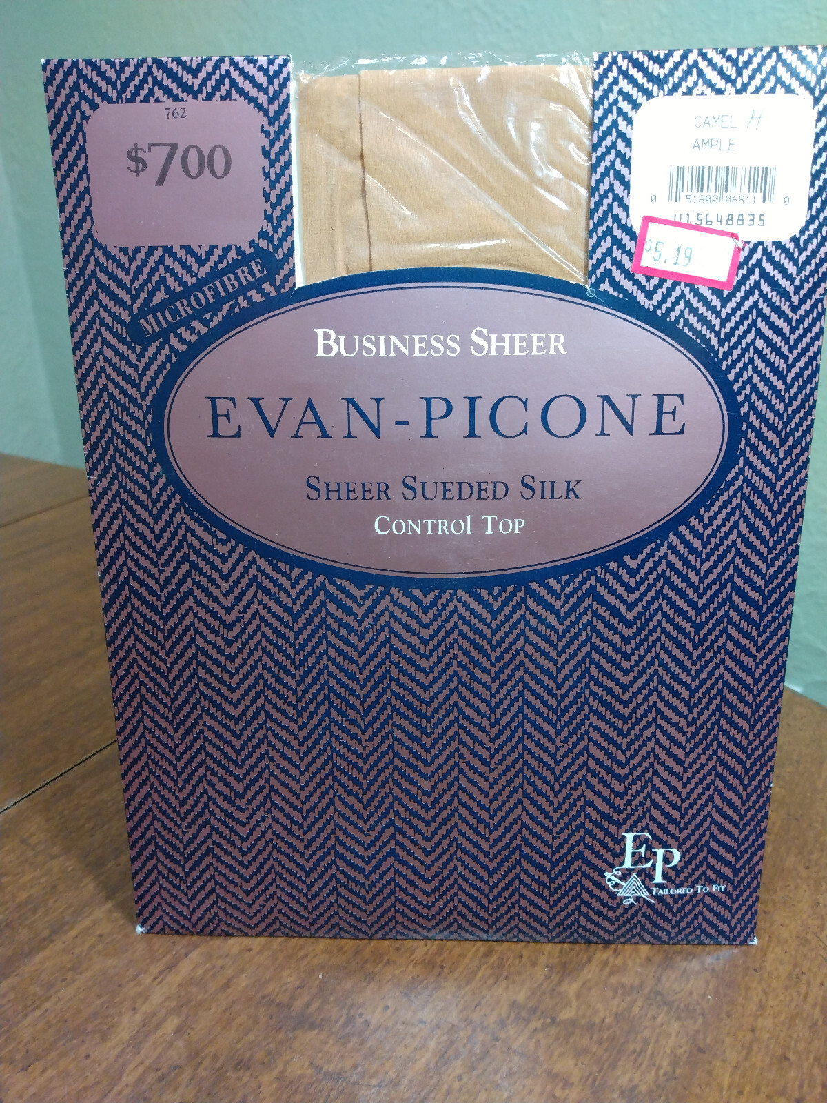 Evan Picone Microfiber Sheer Sueded Silk Pantyhose Control Top Camel Ample NOS