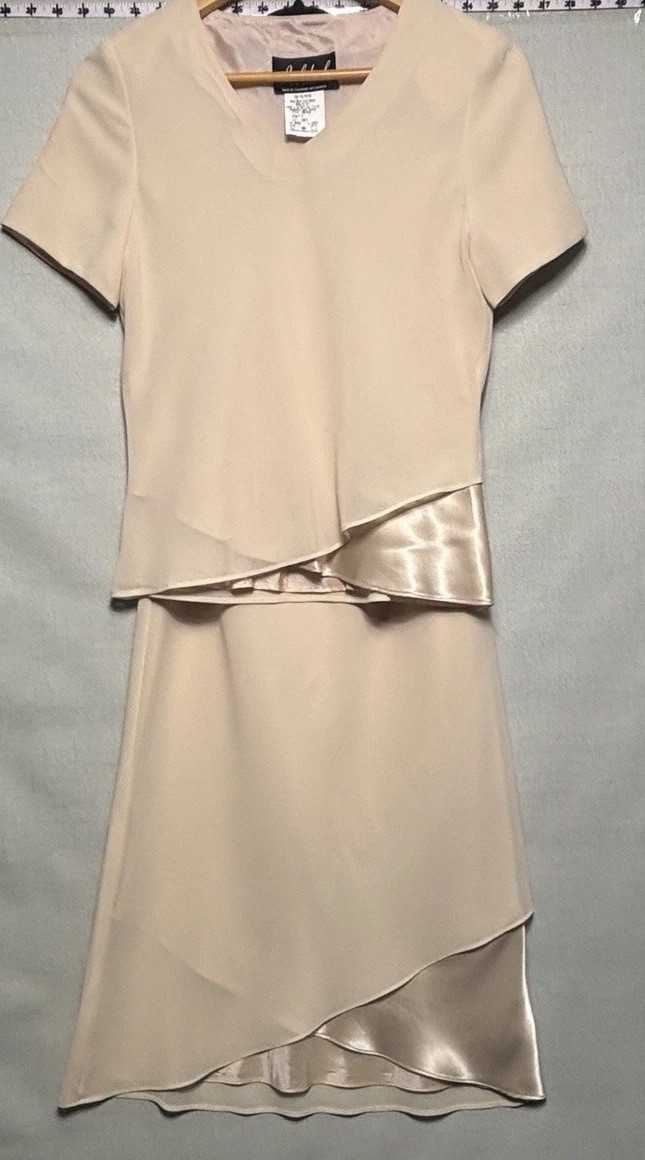 Jolibel Petite Skirt Suit Set Size 2 Beige Satin Vintage 90s