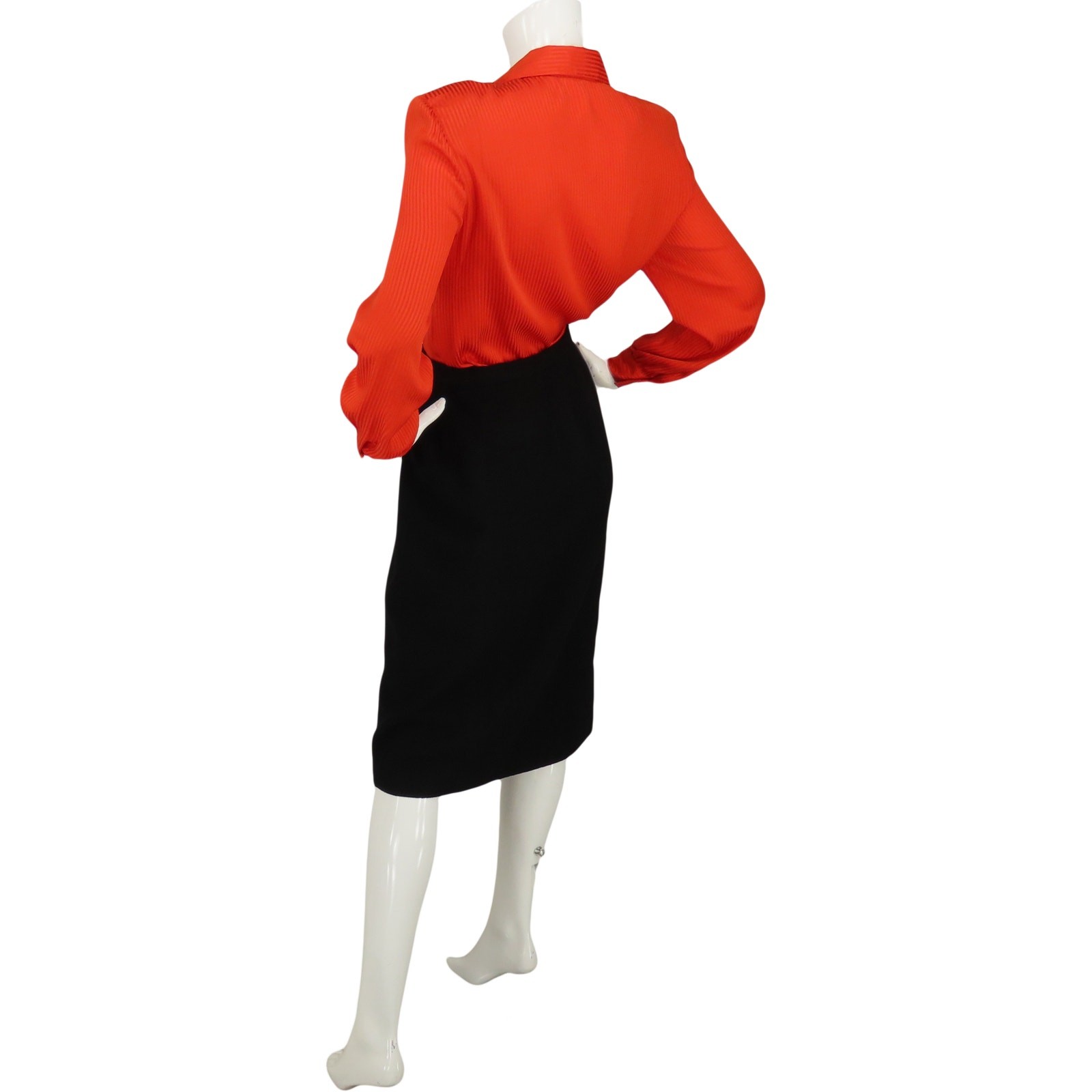 Vintage Harrods 70s Mod Librarian Black Skirt 28