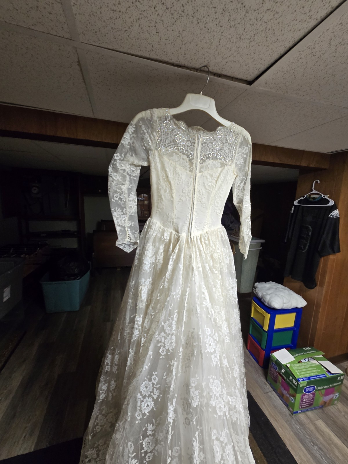 1950s-1970s Vintage Wedding Dress And Veil