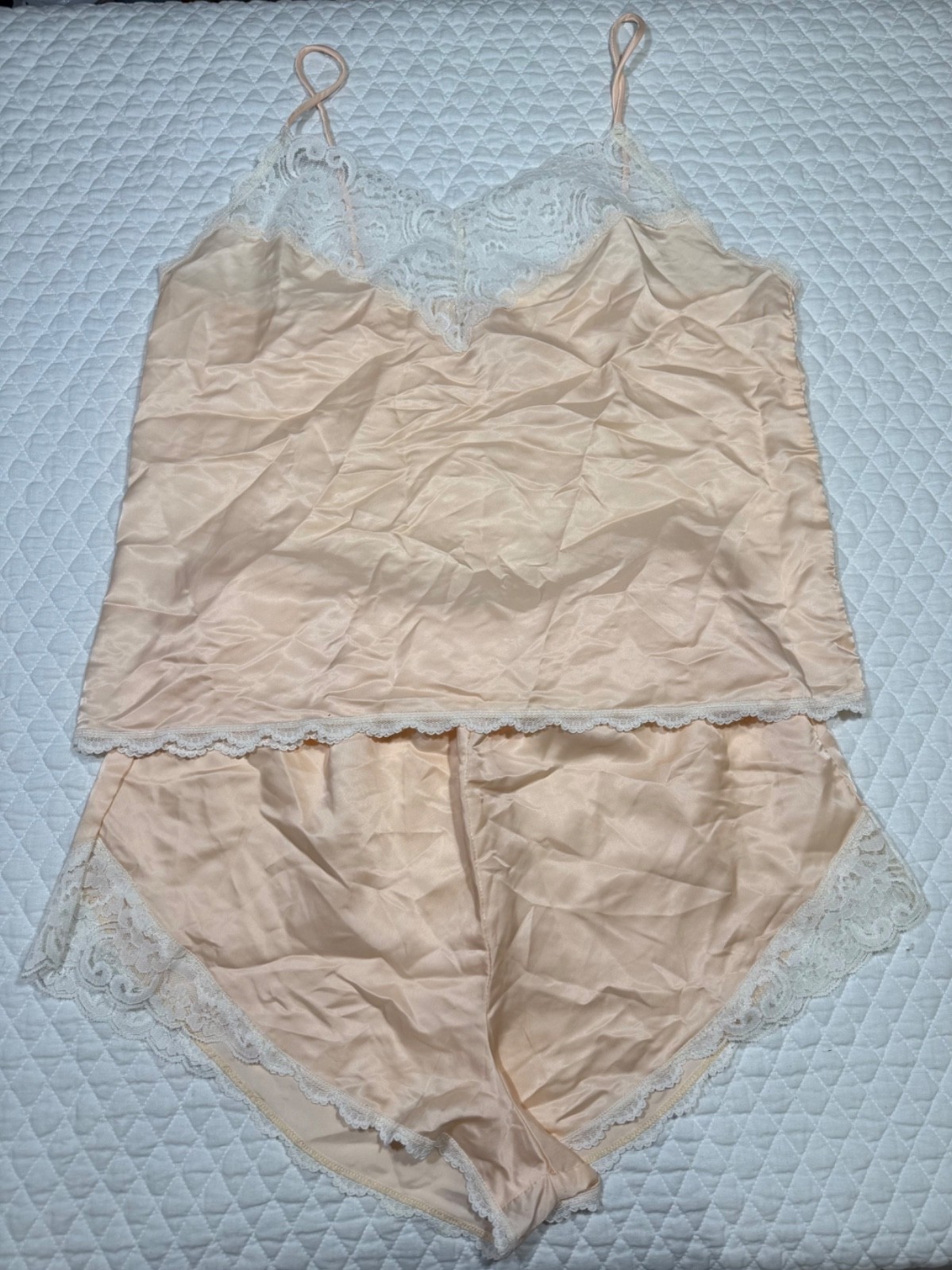 VINTAGE Anne Rothschild for Caress Pajama Set Pink Peach Lace Cami Shorts L14-16