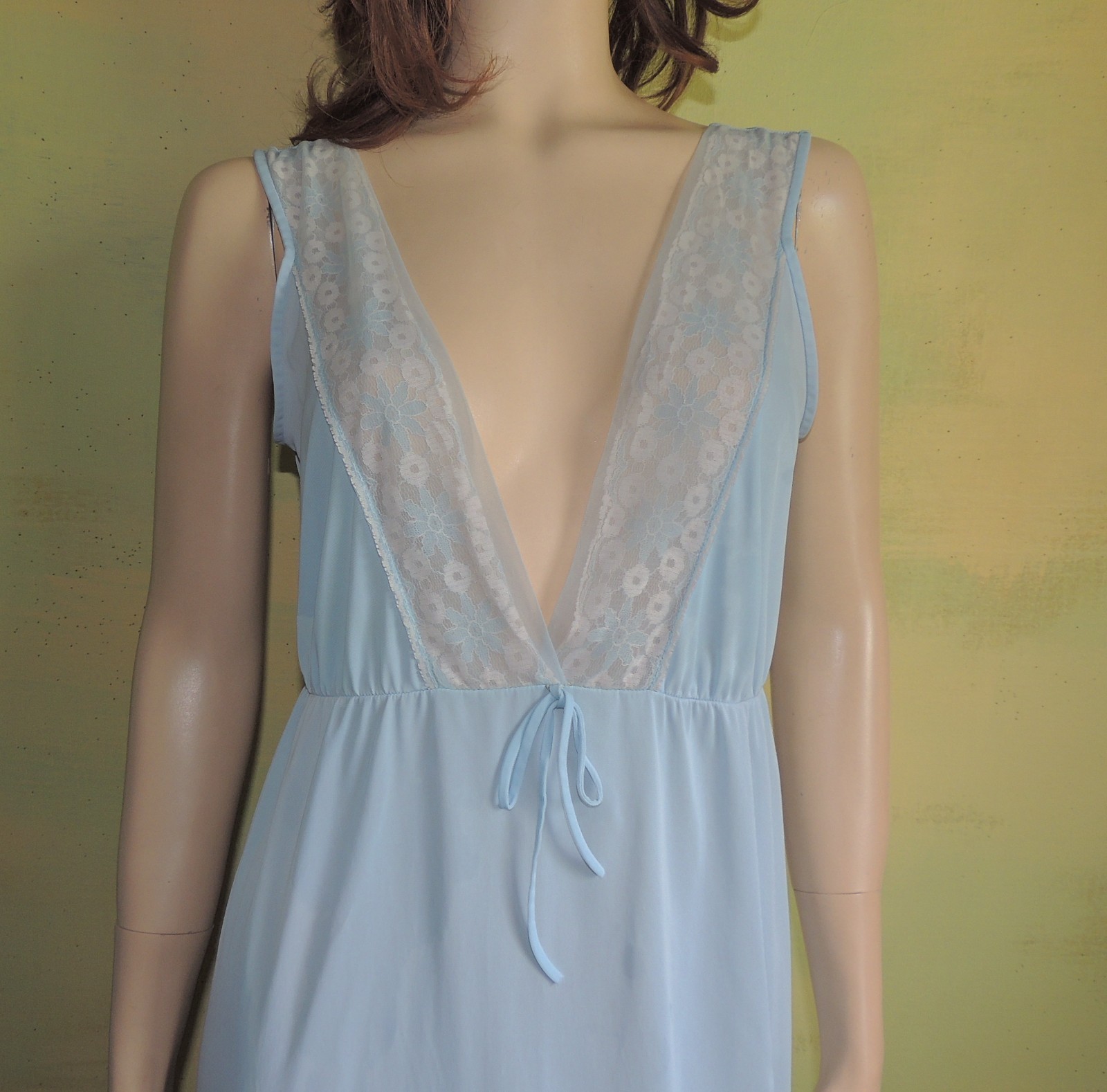 60s 70s Stardust Lingerie Nylon & Lace Peignoir Set Nightgown Robe Light Blue