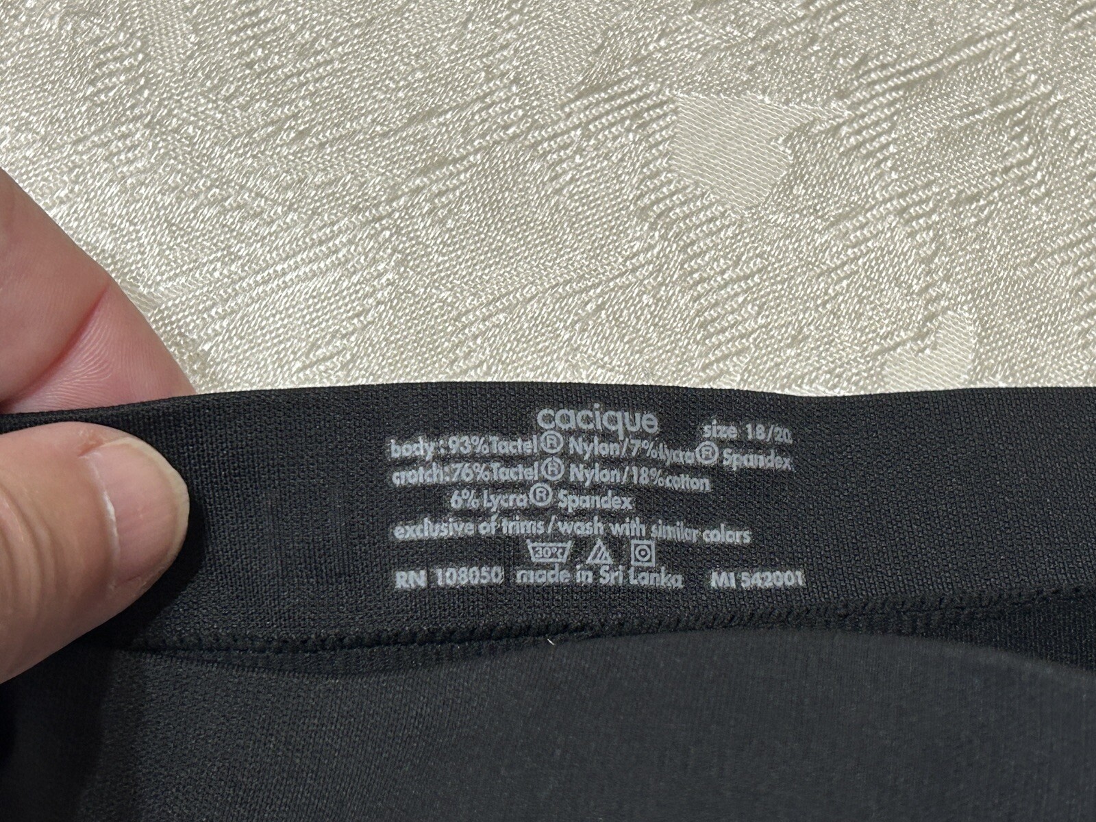 Vtg CACIQUE Tactel Nylon Lace Trim Hi-Cut 18/20 Black Shaping Panties #258