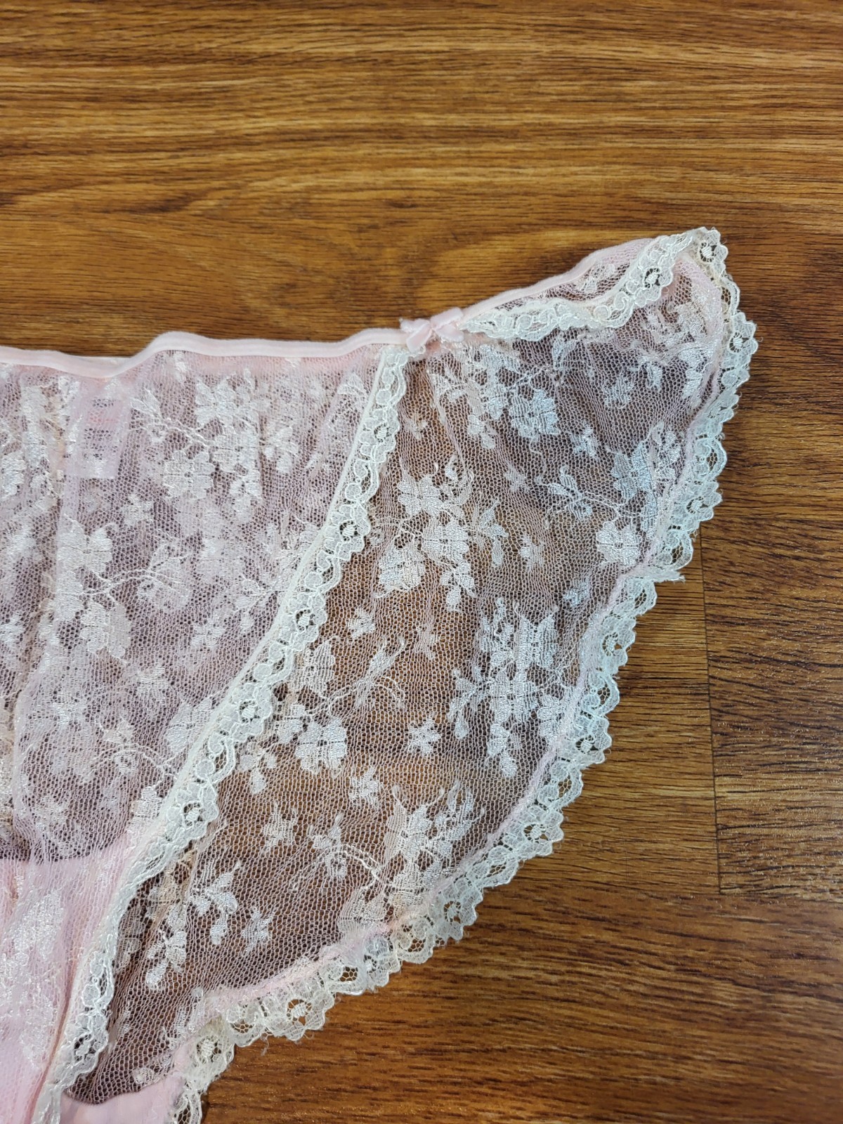 Vintage Y2K Victorias Secret Light Pink Lace Panties Romantic Feminine Size L