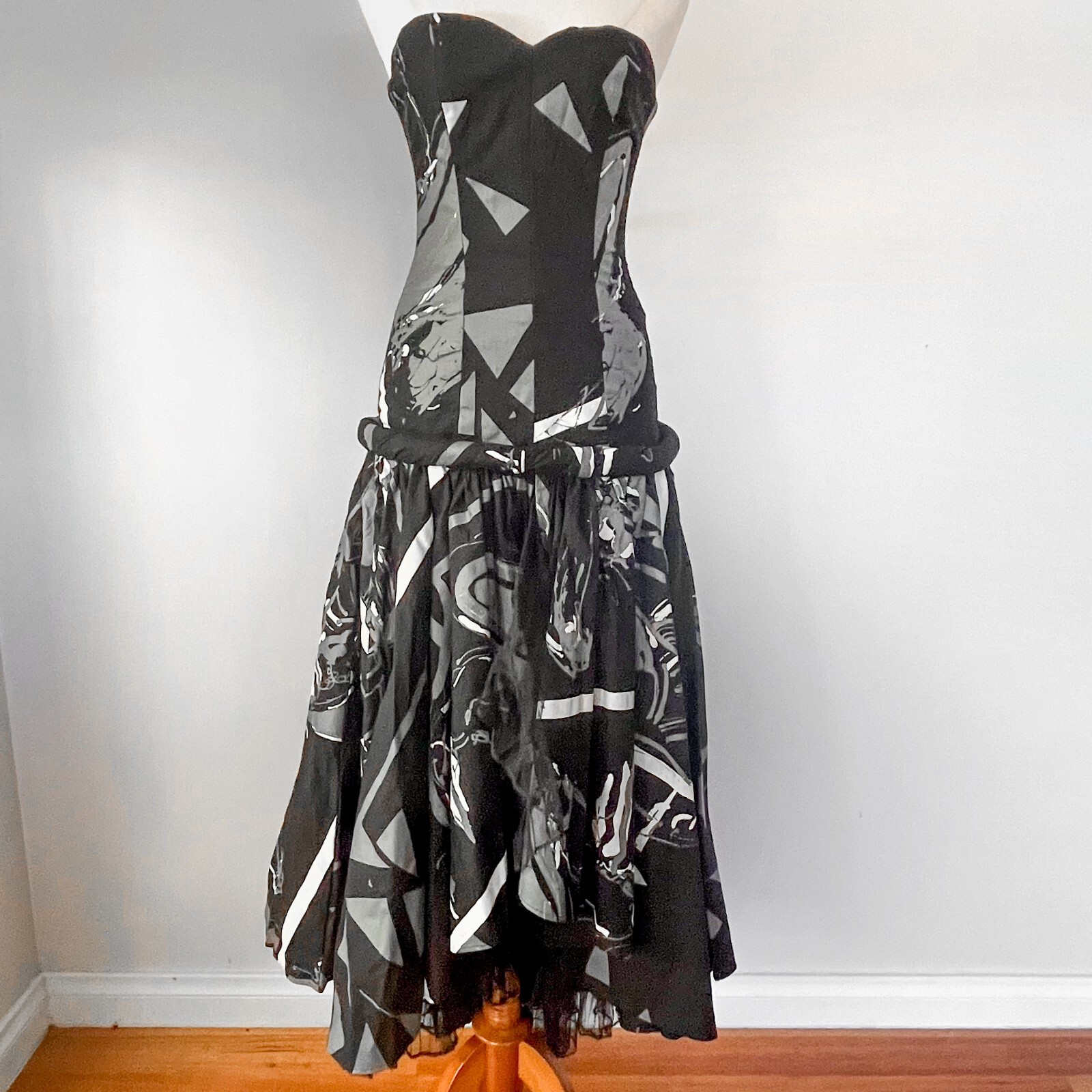 Vintage STUDIBAKER HAWK party dress – hand screen printed – size SMALL – c1980s