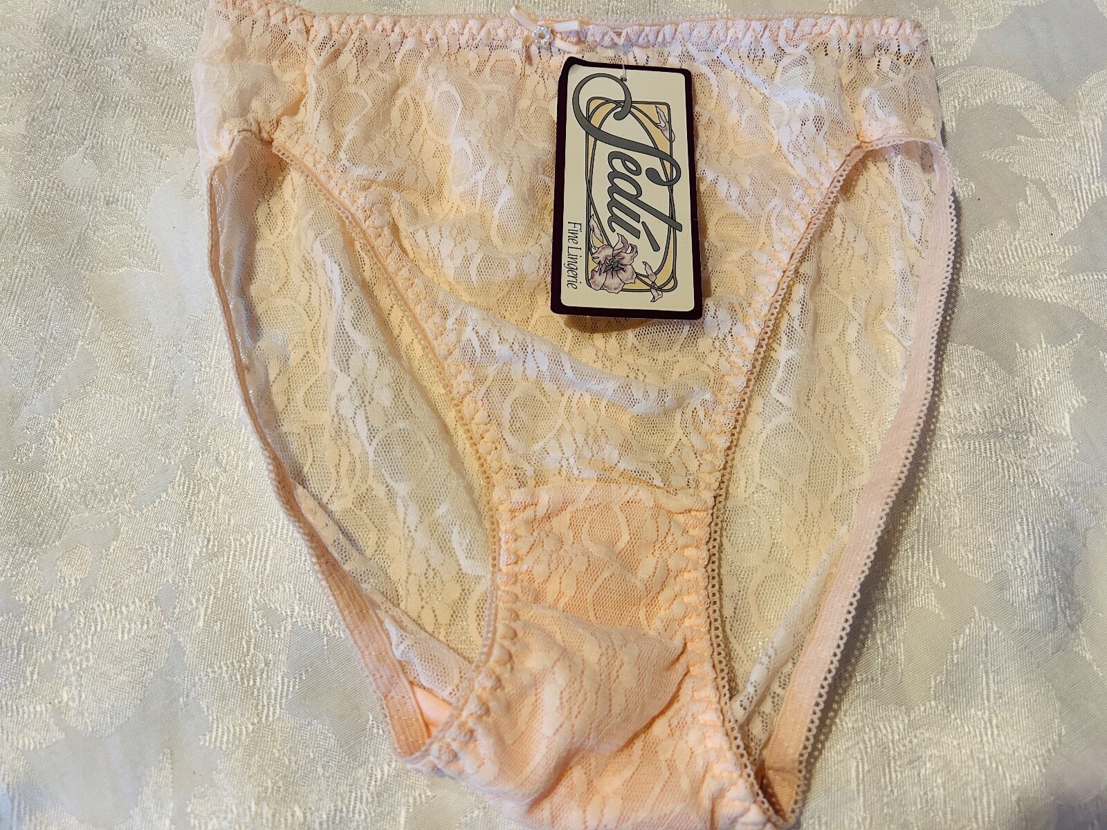 NWT Vtg SEDU’ Fine Lingerie Sheer Raschel Lace Hi Cut Panties Hips 40-41 Size 7