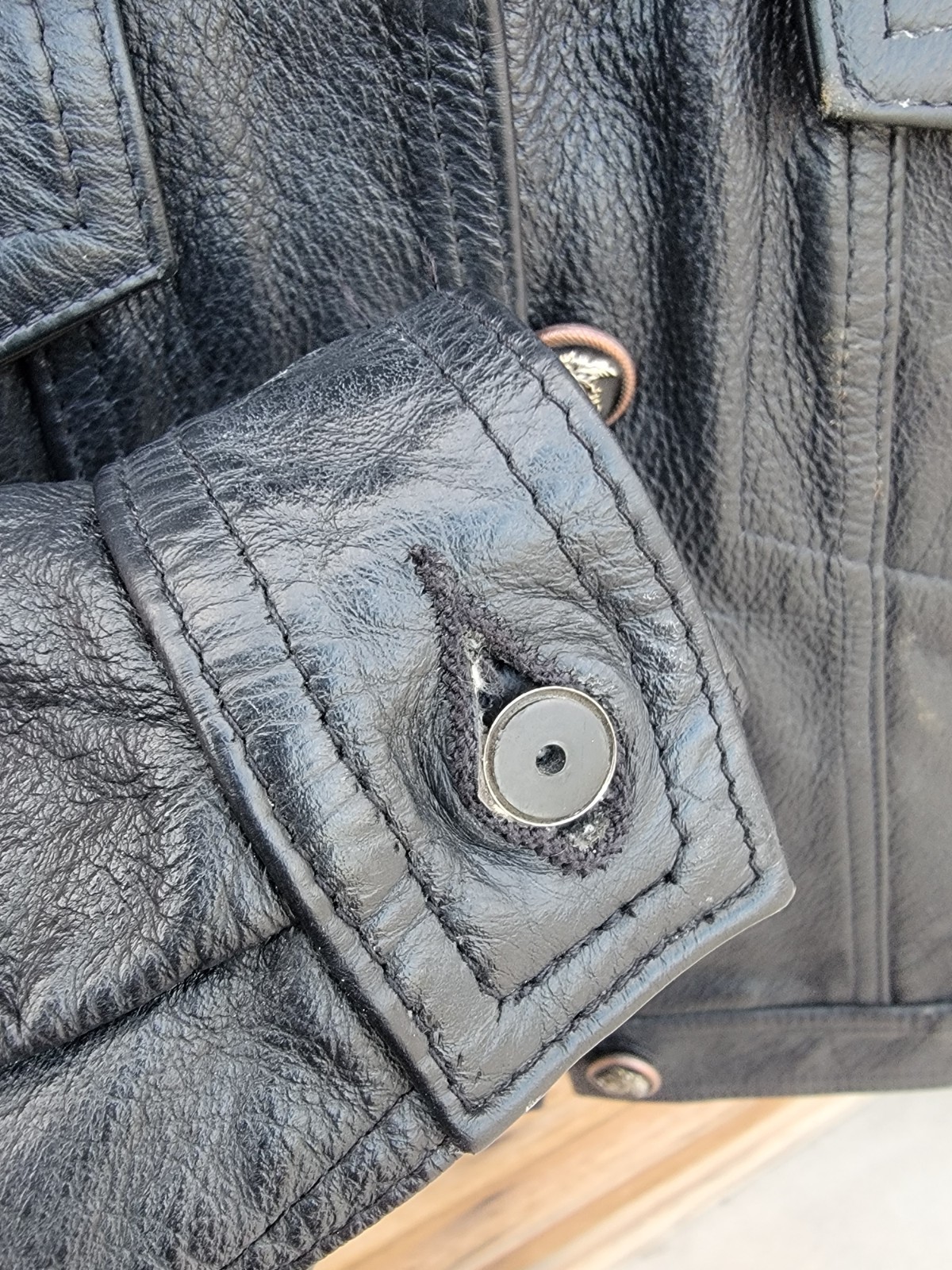 Versace Jeans Couture Vintage 90’s Women Leather Trucker Jacket Sz Sm
