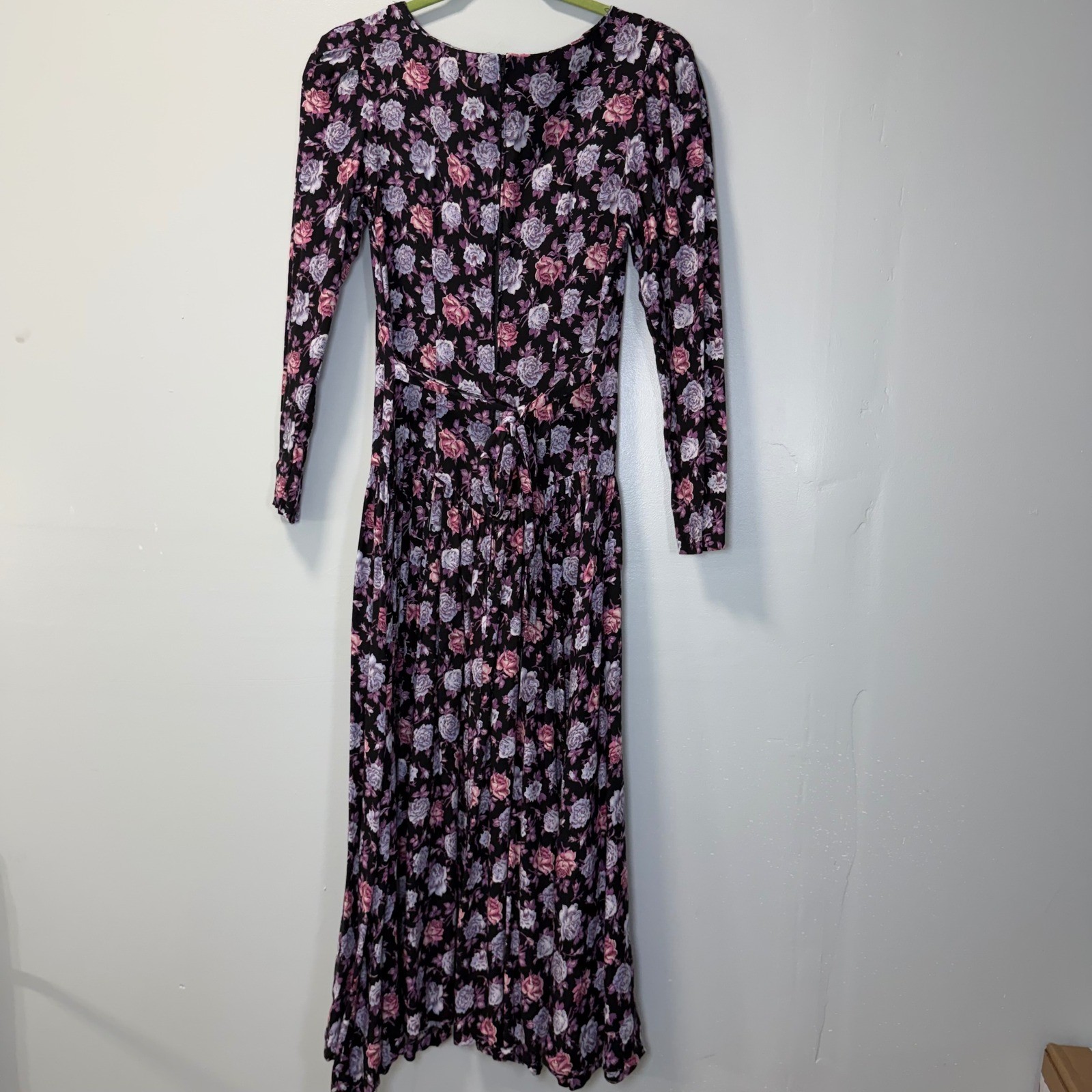 Vintage Misty Lane Floral Lace Collar Dress Long Sleeve Midi Black Purple 3/4
