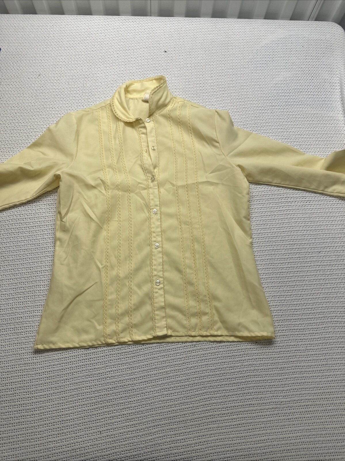 Vintage 80’s Women’s Pat Fashions Cream Blouse Size Large Canary Yellow