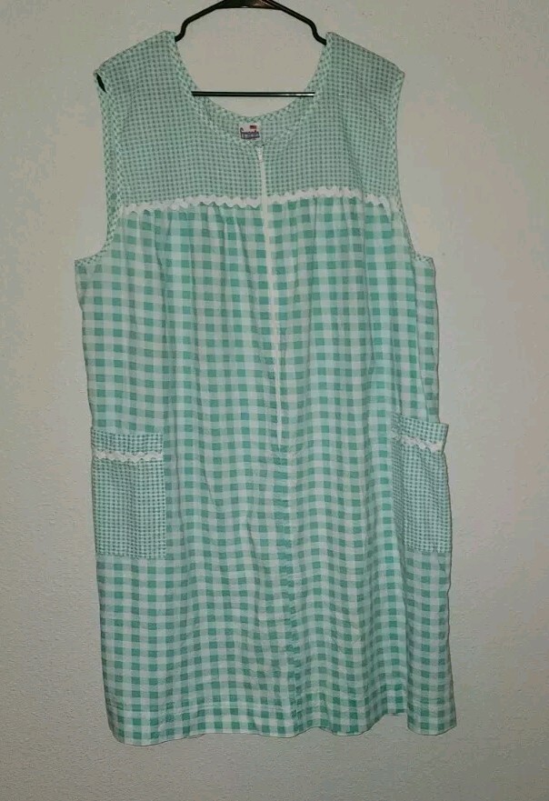 Granada Half Zip Gingham Gown Vintage Robe Nap Dress Garden Dress Size M-L USA