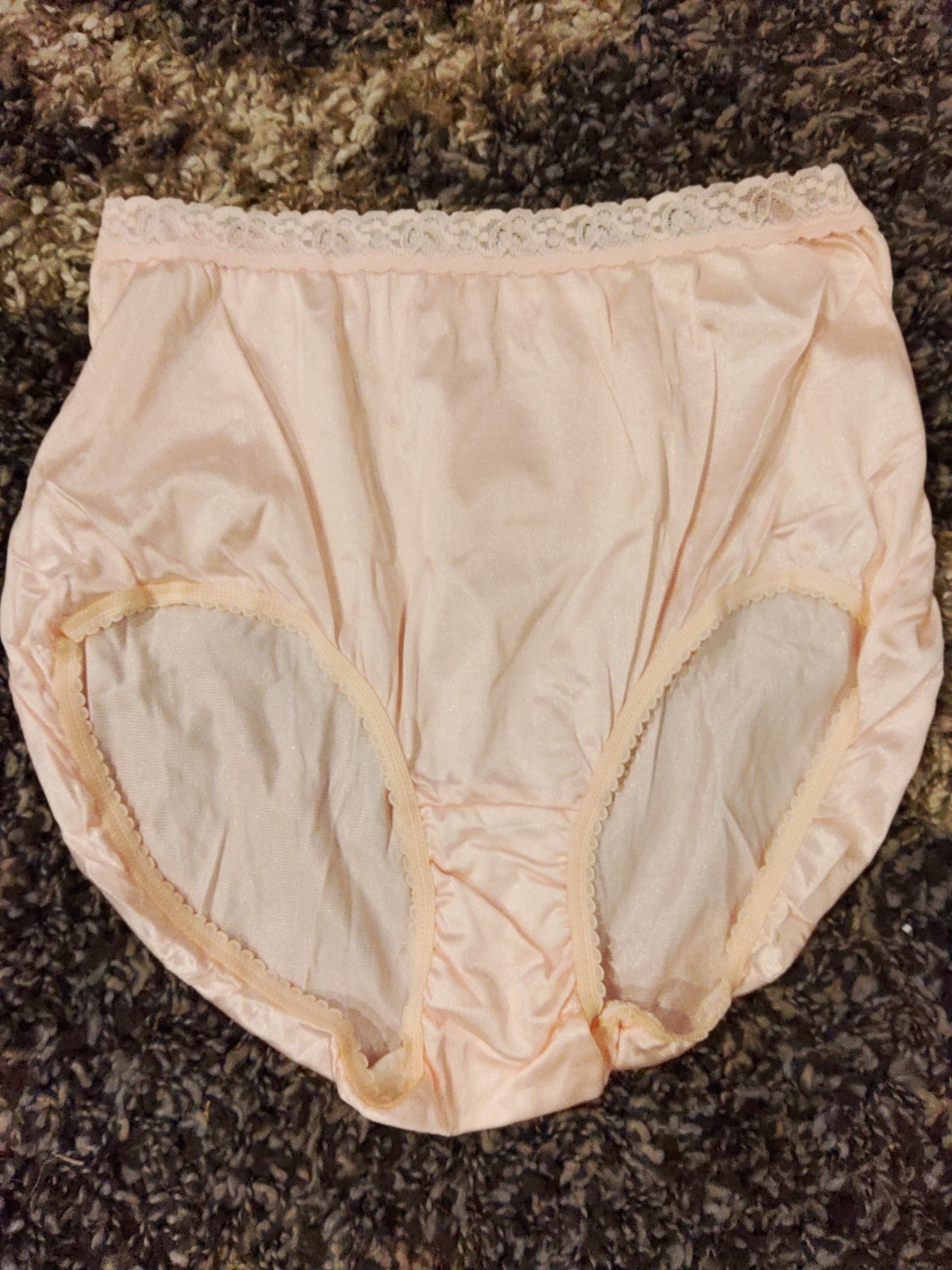 Size 8 vintage Hanes Her Way 100% Captiva nylon panties w/Lace Super Soft