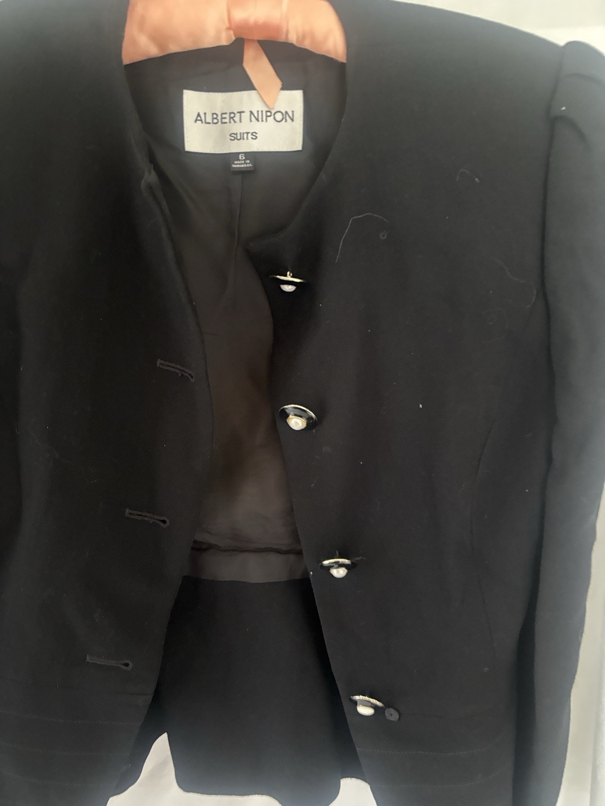 Vintage Late 1980s Albert Nipon Blazer Size 6 100% Wool Original Buttons.