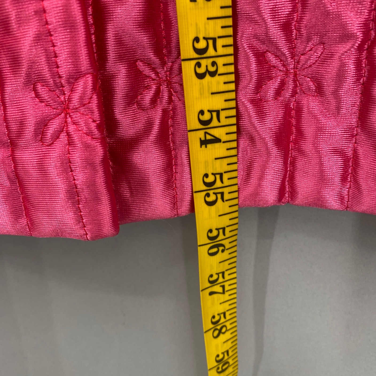 Vintage Jolie Two Quilted Robe Women Size Medium Hot Pink Bow Stitch Button