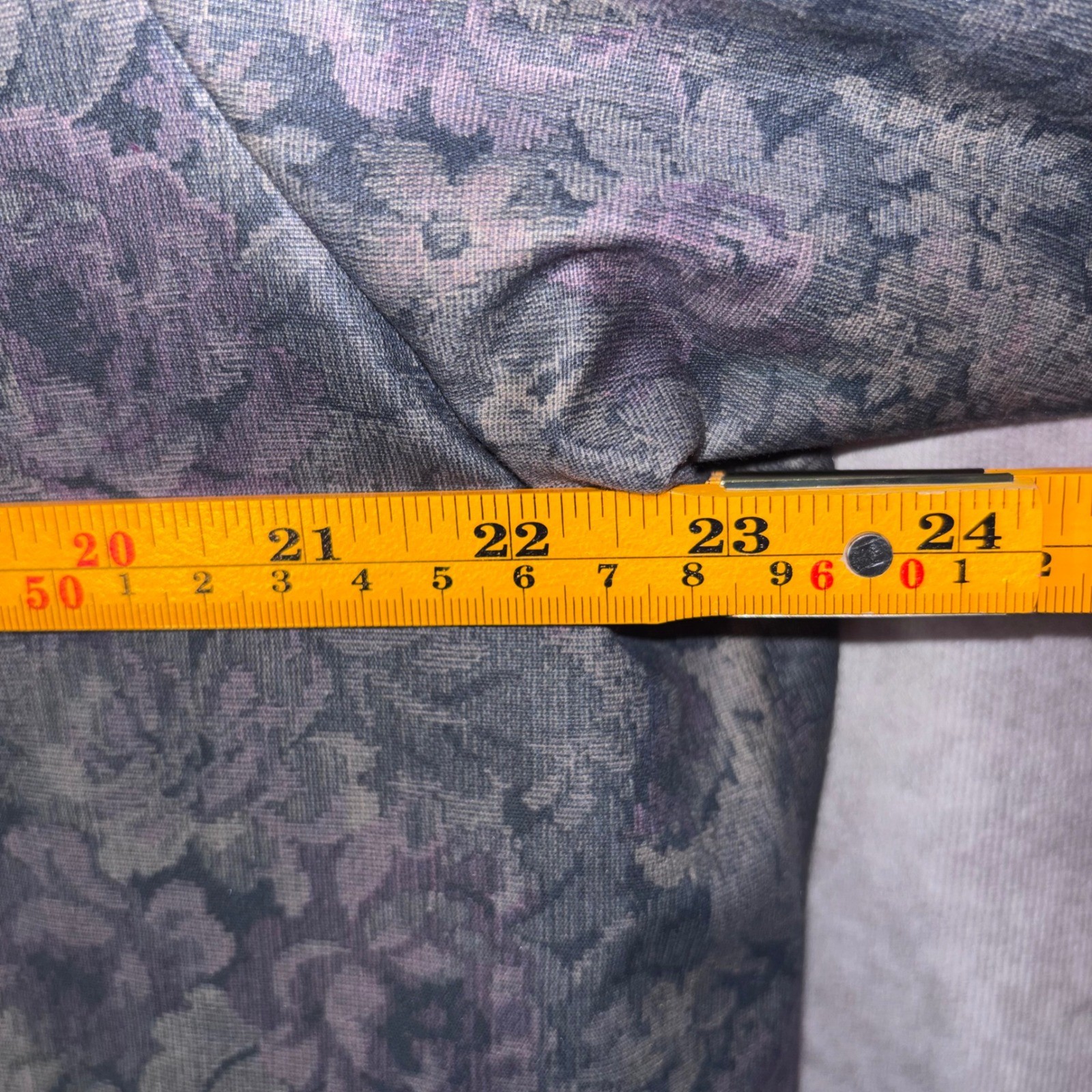 Vintage London Fog Womens 10P Floral Jacquard Trench Coat Made in USA Gray