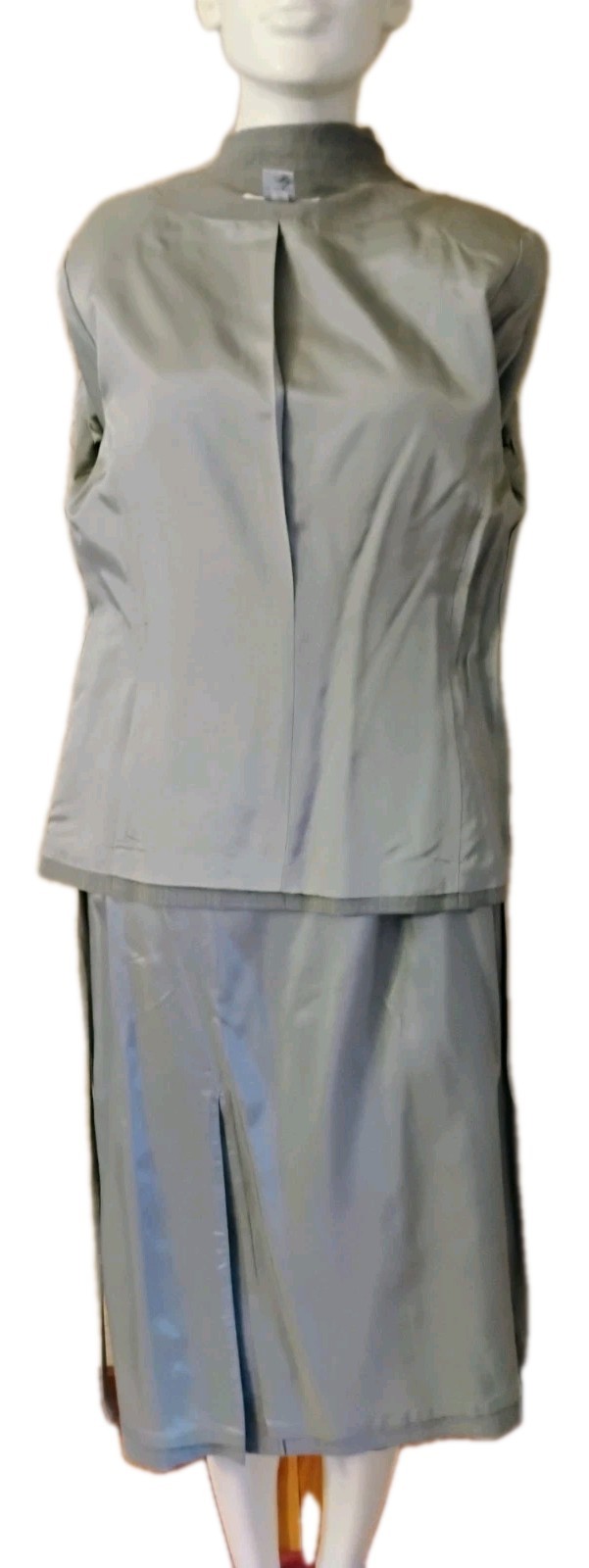 VTG 1990’s „Brooks Brothers” Slate Grey 100% Wool Skirt Suit 4-6