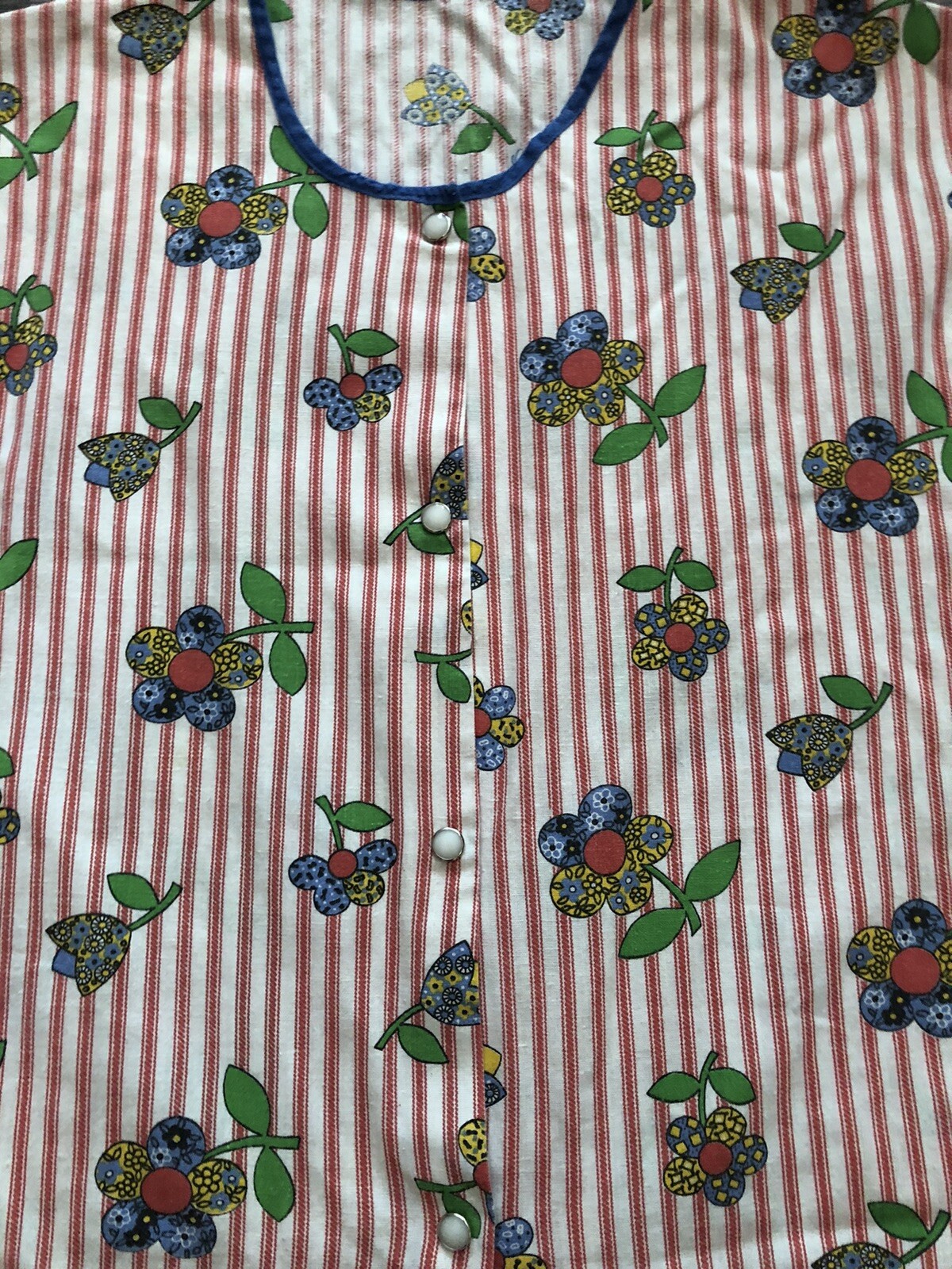 Vtg 60s/70s Floral Red Multicolor Top Vest Apron Smock Front Button Pockets~XL/L