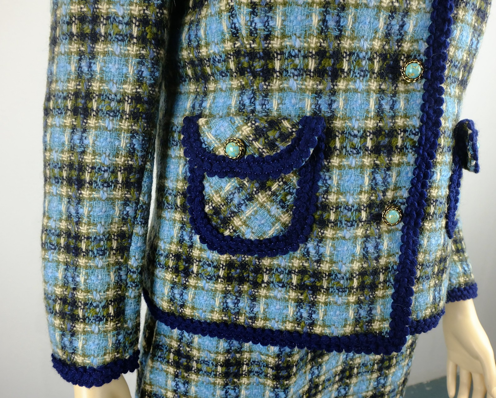 elegant vintage jeune chic costume 1960s size 38/40 plaid wool fabric