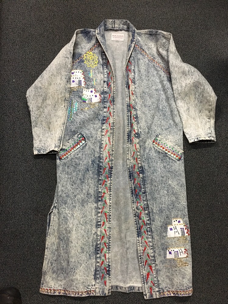 Vtg 80s 90s Acid Washed Denim Trench Coat Womens Unisex L-XL Jean Jacket Painted