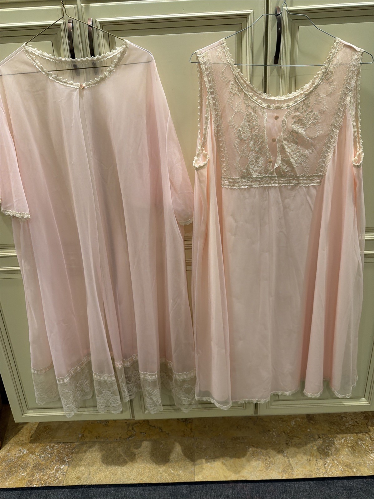 Vintage Lingerie Set Pink Lace Satin And Soft Tulle Robe And Sweet Nightie XL