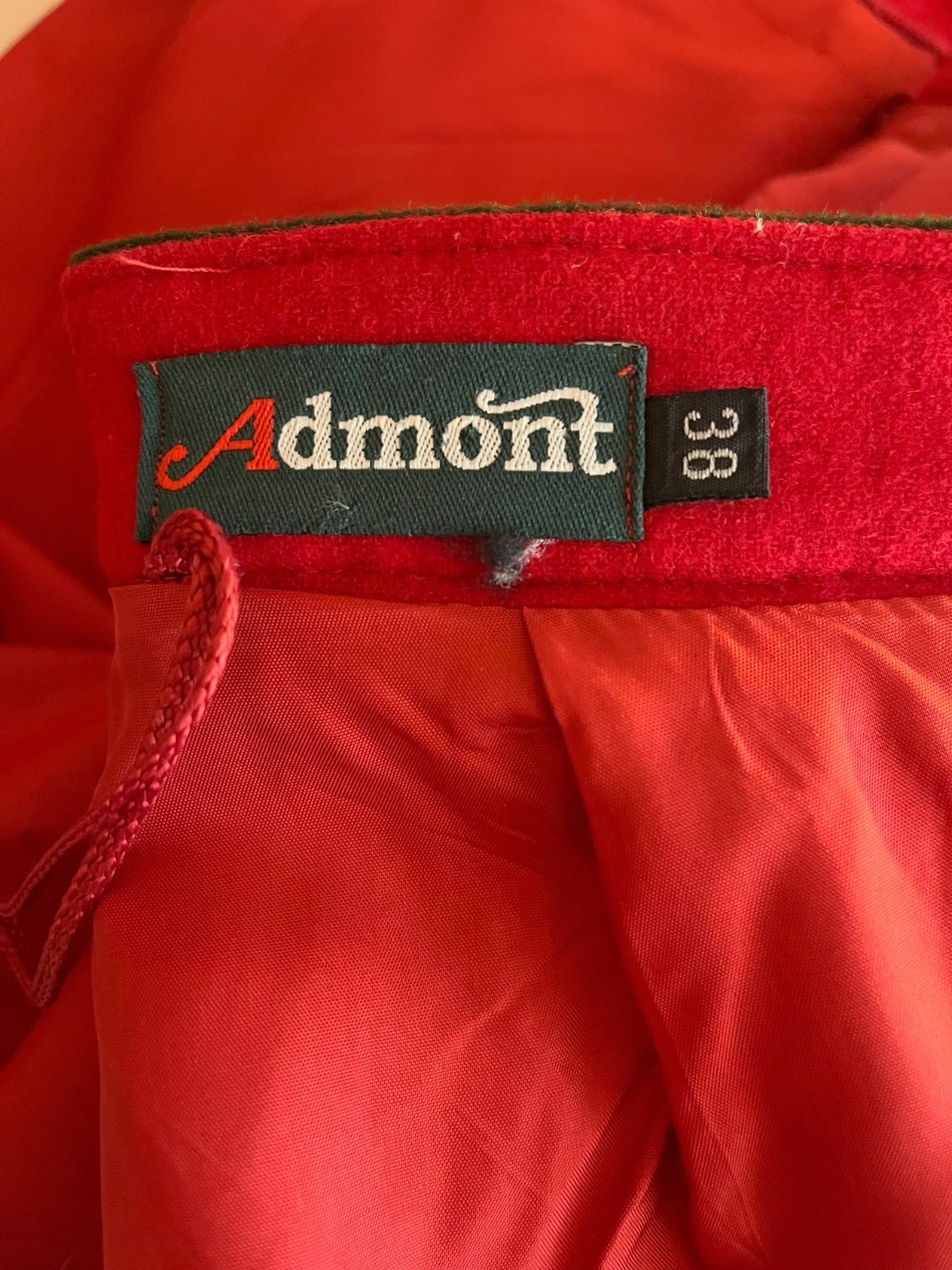 Admont Size 38 Red Felt Wool Trachten Skirt Green Embroidery