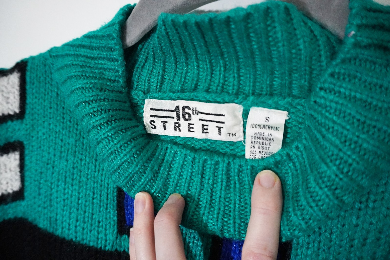 Vintage 80s 90s Abstract Green Geometric Knit Sweater 16th Street Womens Small