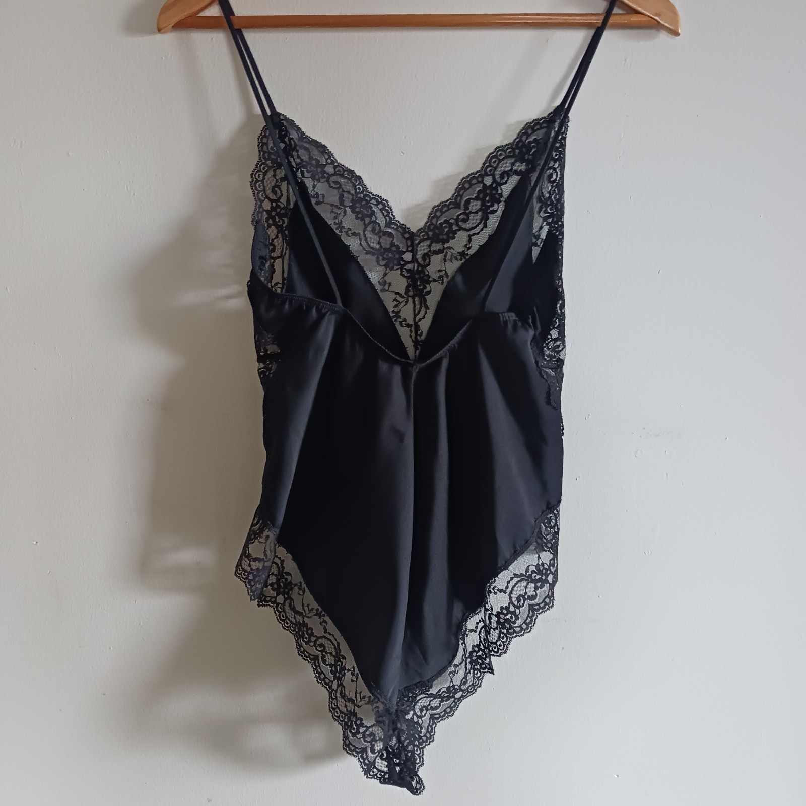 VTG Ms. Leslee Lingerie Black Satin Nylon & Lace Teddy Romper Playsuit Medium