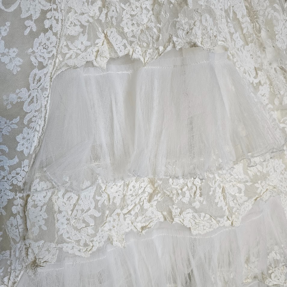 Vtg 50s Floral Bows Lace Netting Wedding Gown Cupcake Cathedral Train Dress XS/S