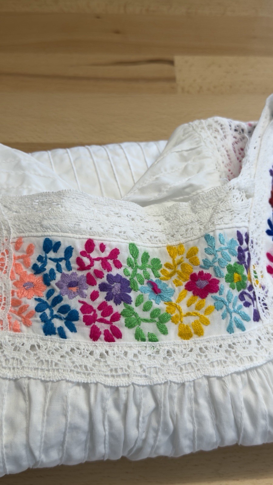 Vintage Mexican White Floral Embroidered Peasant Dress Pintuck Cottagecore Boho