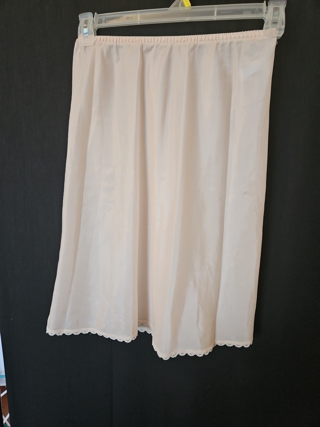Vintage Warners Half Slip Medium Beige Lace Perfect Measure Polyester Lingerie
