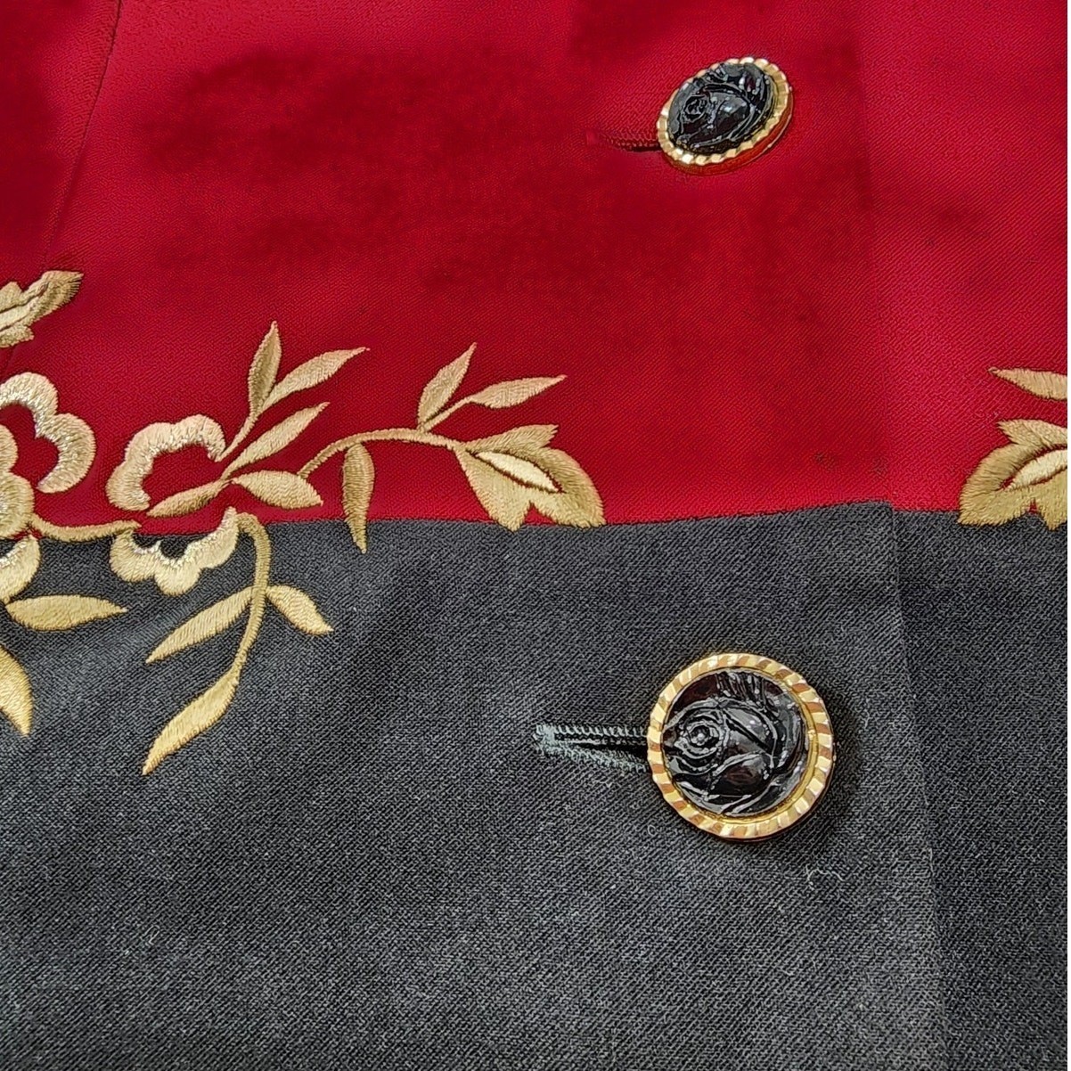 Vintage R&K Originals Pant Suit Womens 12 Black Burgundy Gold Embroidered Sueded
