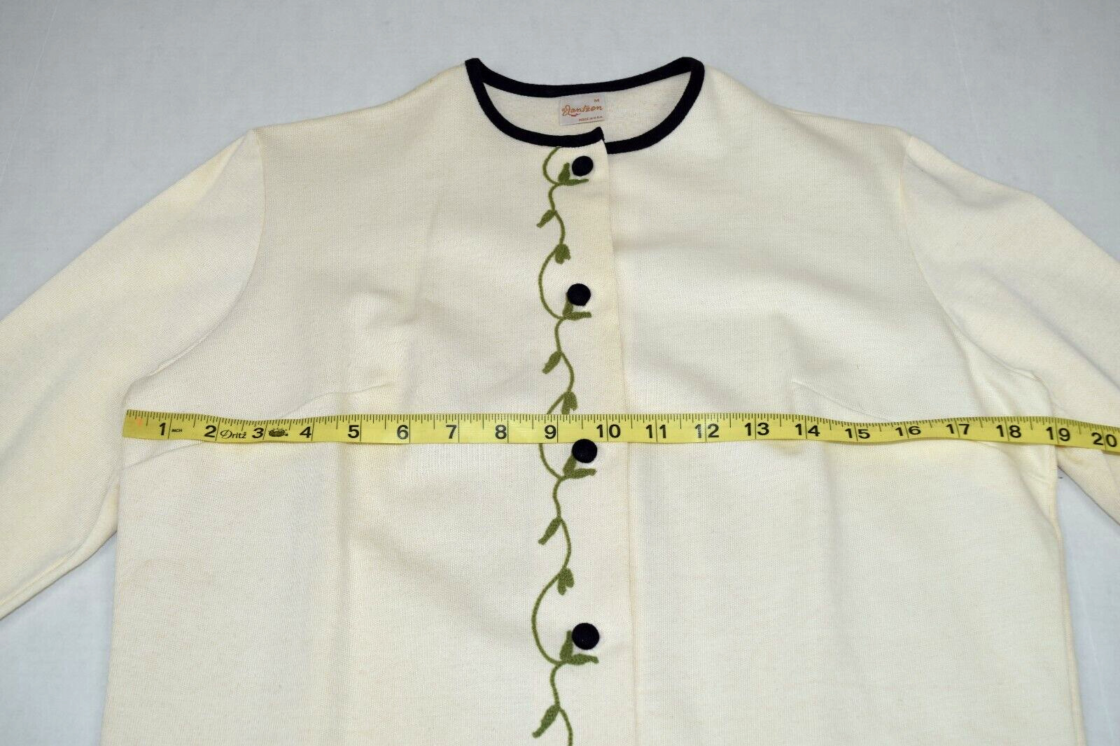 Vintage Jacket Jantzen Size M 70s Ivory Black Trim Leafy Green Embroidered Knit