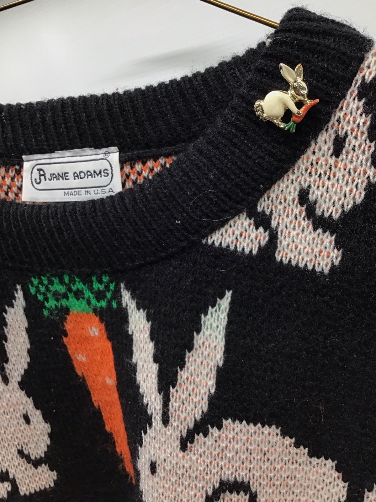 Vintage 1990 Jane Adam’s Easter Bunny Black Sweater w Gold Rabbit Lapel Pin