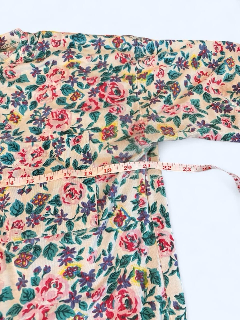 Vintage 80s/90s All-Over Print Floral Pocket Tee T Shirt