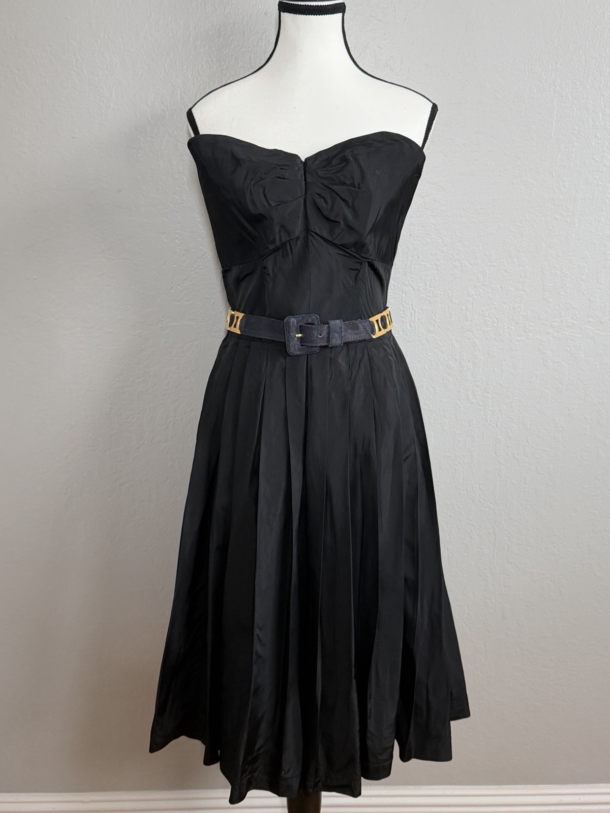 VTG 1950s Black Taffeta Strapless Cocktail Dress Talon Zip Pleated Fit Flare S
