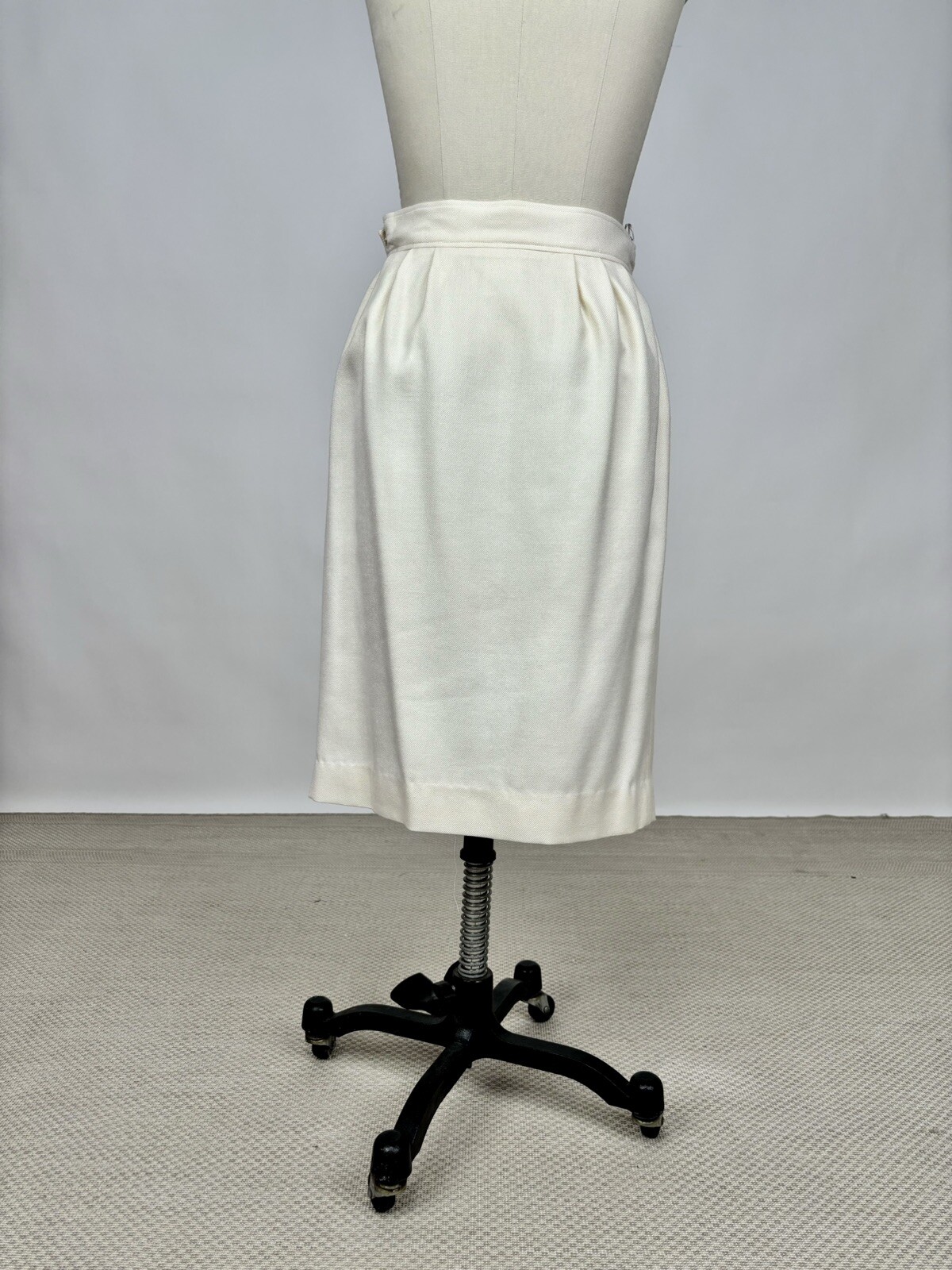 Vintage 1980s White Wool Rayon Courreges Paris Pencil Skirt Acetate Lining